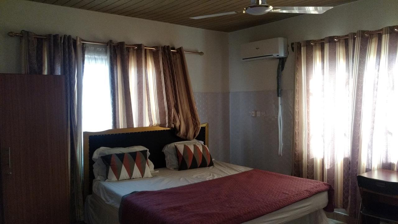 Nordik Palace Bed & Breakfast Tema Esterno foto